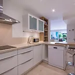 Appartement Canas Beach, Ground Floor First Line Beach, Golden Mile