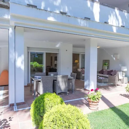 Canas Beach, Ground Floor First Line Beach, Golden Mile Apartment Marbella