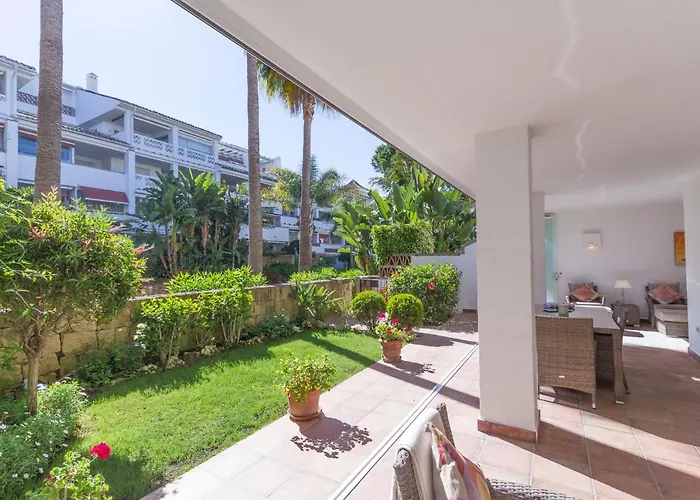 Canas Beach, Ground Floor First Line Beach, Golden Mile Apartmán